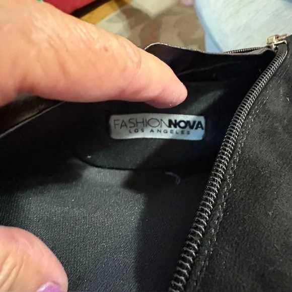 Fashion Nova Like a Diva OverThe Knee Boots in black stiletto heel side zipper. - Picture 9 of 12